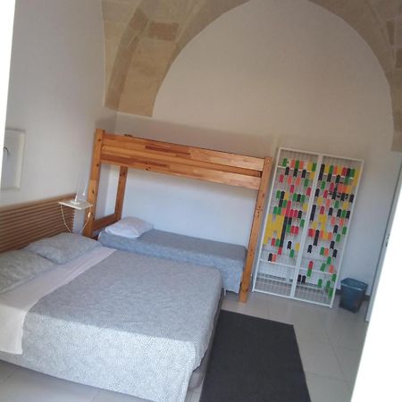 Rescio'S Rooms Каваллино-ди-Лечче Экстерьер фото